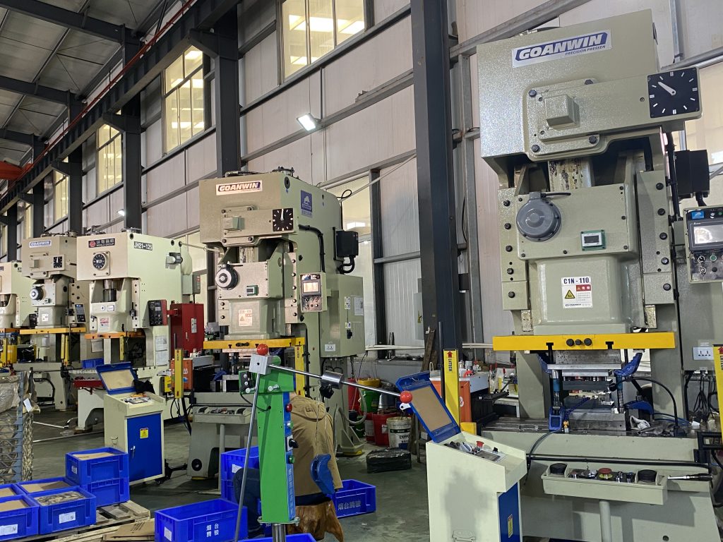 mechanical presses in workshop